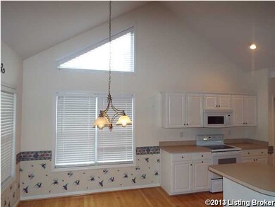 8022 Adams Run Rd, Louisville, KY 40228 - photo 5