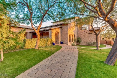 Stunning Walkway