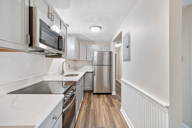 37 Fountain Ln unit 5, South Weymouth, MA 02190 - photo 2