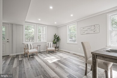 805 Washington Ave, Williamstown, NJ 08094 - photo 4