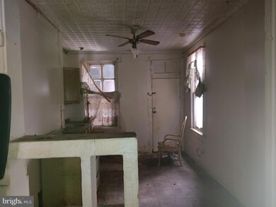 2030 Walbrook Ave, Baltimore, MD 21217 - photo 4