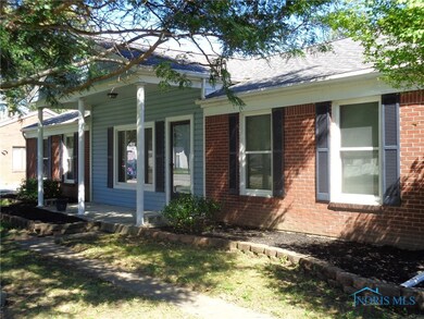 1391 N Genoa Clay Center Rd, Genoa, OH 43430 - photo 2