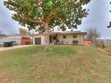 128 Platt Ln, Moore, OK 73160 - photo 3