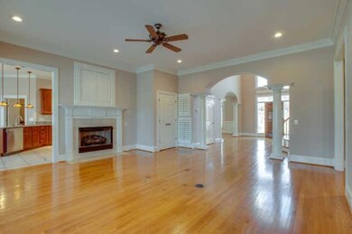 FAMILY ROOM TO KITCHEN