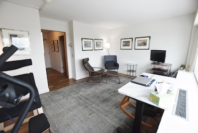 21E Living5