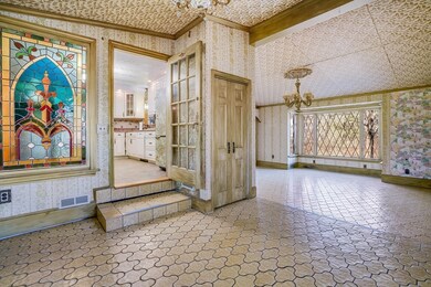 22 Freeport Ave, Methuen, MA 01844 - photo 7