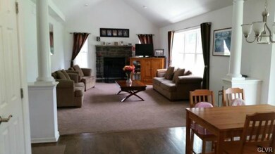 141 Redstone Dr, Nazareth, PA 18064 - photo 2