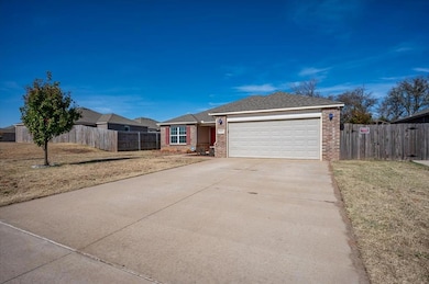 1841 W Antler Way, Mustang, OK 73064 - photo 5