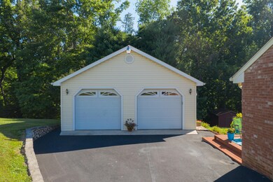 Detached Garage