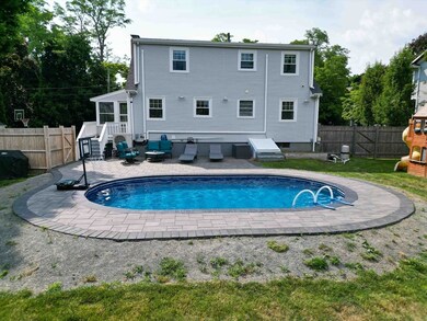 36 Redfield Rd, Wakefield, MA 01880 - photo 2
