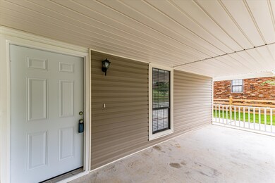 11-P1072881