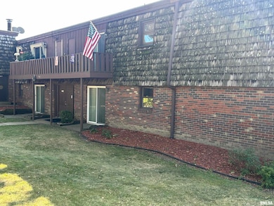 1910 Jeanette Ln unit 2, Springfield, IL 62702 - photo 2