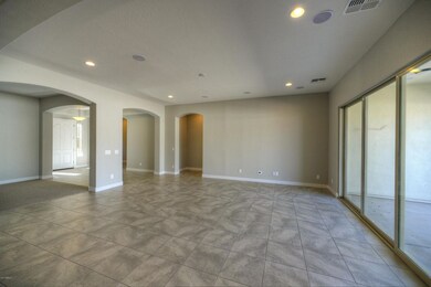 006_Living Room