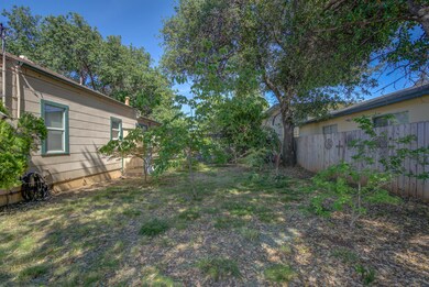 2721 Lanning Ave, Redding, CA 96001 - photo 3