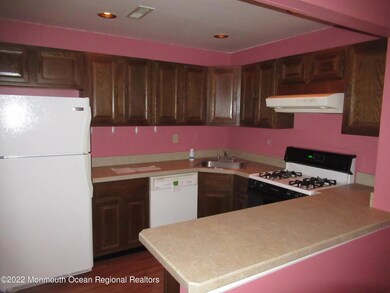 31 Quince Ct unit 279, Red Bank, NJ 07701 - photo 7