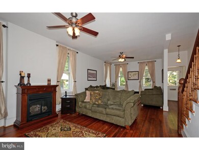 4426 Dexter St, Philadelphia, PA 19128 - photo 7