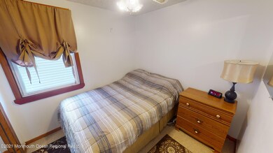 33-9th-Bedroom