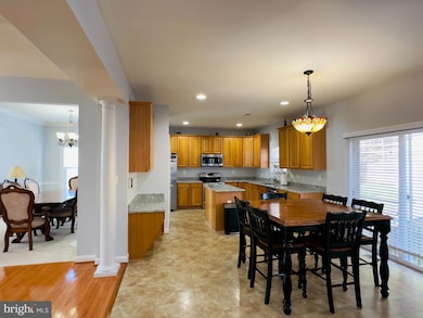 206 Earhart Ct, Owings Mills, MD 21117 - photo 7