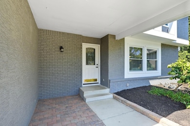 2-web-or-mls-657-picadilly-ct