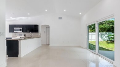 1811 SW 124th Way, Miramar, FL 33027 - photo 7