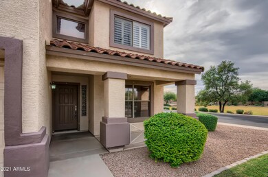 3-471788280-04 Exterior Front Entry