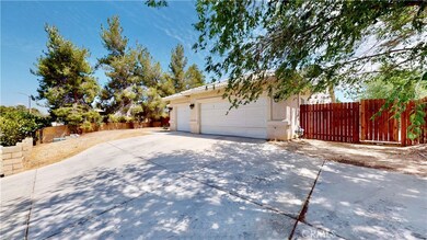 16173 Pebble Beach Dr, Victorville, CA 92395 - photo 5