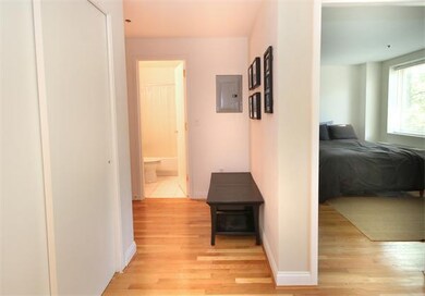 332 Jamaicaway unit 304, Jamaica Plain, MA 02130 - photo 3
