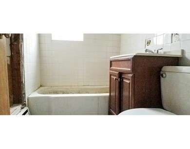 81 Lionel Ave unit A, Waltham, MA 02452 - photo 6