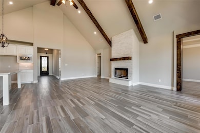 601 Lydia Ln, Granbury, TX 76049 - photo 4