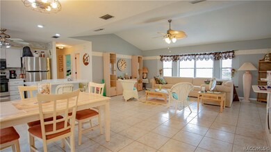 Living Room/Dining Area