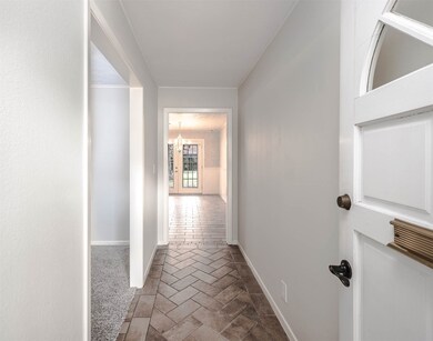 713 Clark St, Alvin, TX 77511 - photo 6