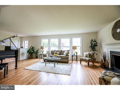 206 Dogwood Ln, Wallingford, PA 19086 - photo 4