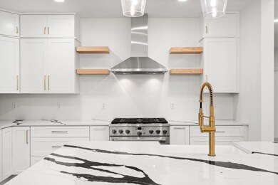 2 Lorraine Ave, Salem, NH 03079 - photo 4