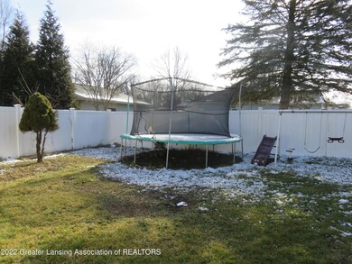 5313 Hughes Rd, Lansing, MI 48911 - photo 7