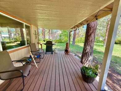 FRONT DECK