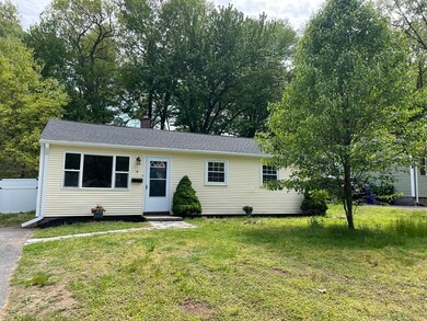 9 Woodcliff St, Springfield, MA 01109 - photo 3