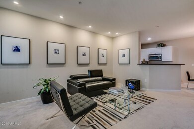 3633N3rdAveLivingRoom2