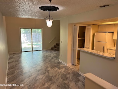 7603 Melissa Ct N, Jacksonville, FL 32210 - photo 3