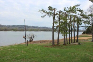 3923 Highway 49, Tennessee Ridge, TN 37178 - photo 5