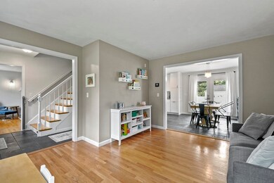 8 Eseks Cir, South Grafton, MA 01560 - photo 6