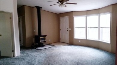 511 Donet Ln, Merlin, OR 97532 - photo 2