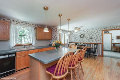 04_29FoxRunCir_177_Kitchen_MLSuse_1500x1
