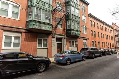 46 Lewis St unit 2, Boston, MA 02113 - photo 2