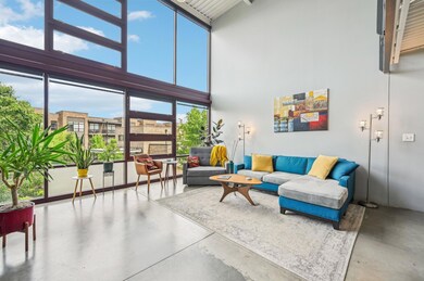 6-web-or-mls-Auden Ave-0805-006