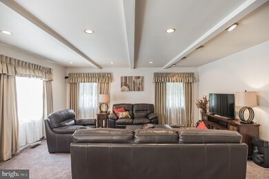 126 Torrington Ln, Willingboro, NJ 08046 - photo 5