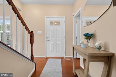 10579 Long Leaf Ln, Waldorf, MD 20603 - photo 2