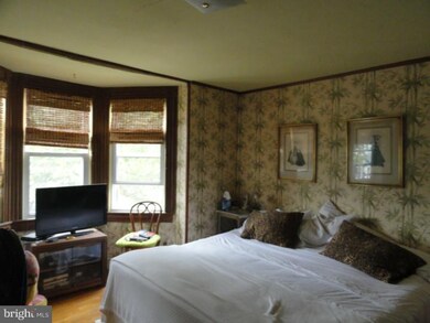 135 W 4th St, Palmyra, NJ 08065 - photo 6