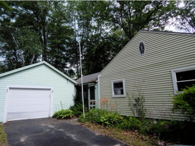 61 Fox Cir, Keene, NH 03431 - photo 2