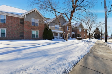 221 N Chicago Ave unit 3, South Milwaukee, WI 53172 - photo 7