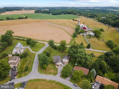 7702 Bridle Path Cir, Frederick, MD 21701 - photo 7